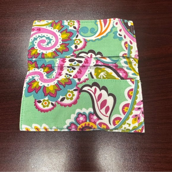 Vera Bradley Checkbook Cover in Tutti Frutti discontinued color - Picture 2 of 4